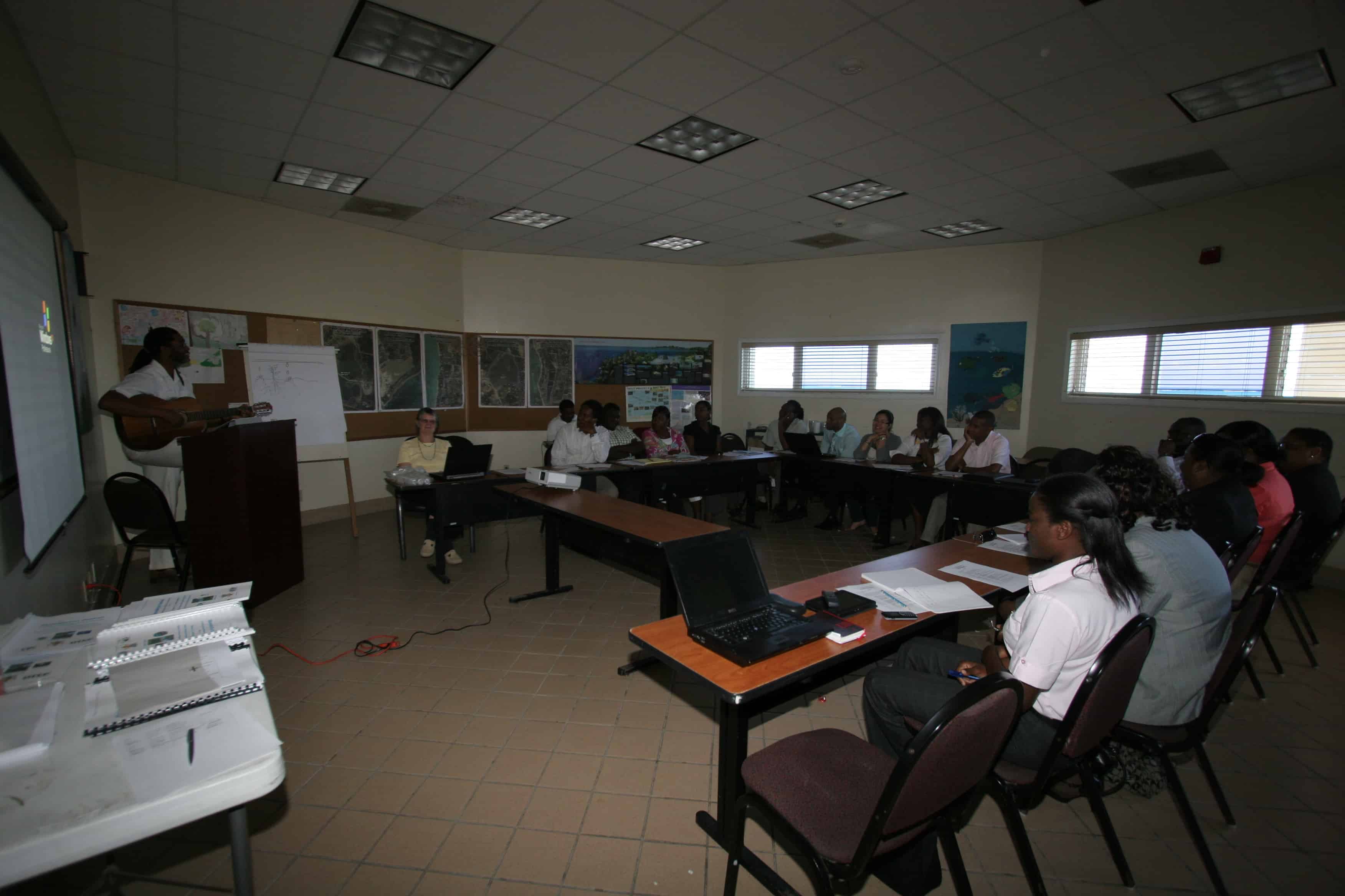 Honorary Environmental Education Officer, Ann Pienkowski, works with teachers and children during a workshop in the Turks and Caicos Islands; Copyright: UKOTCF