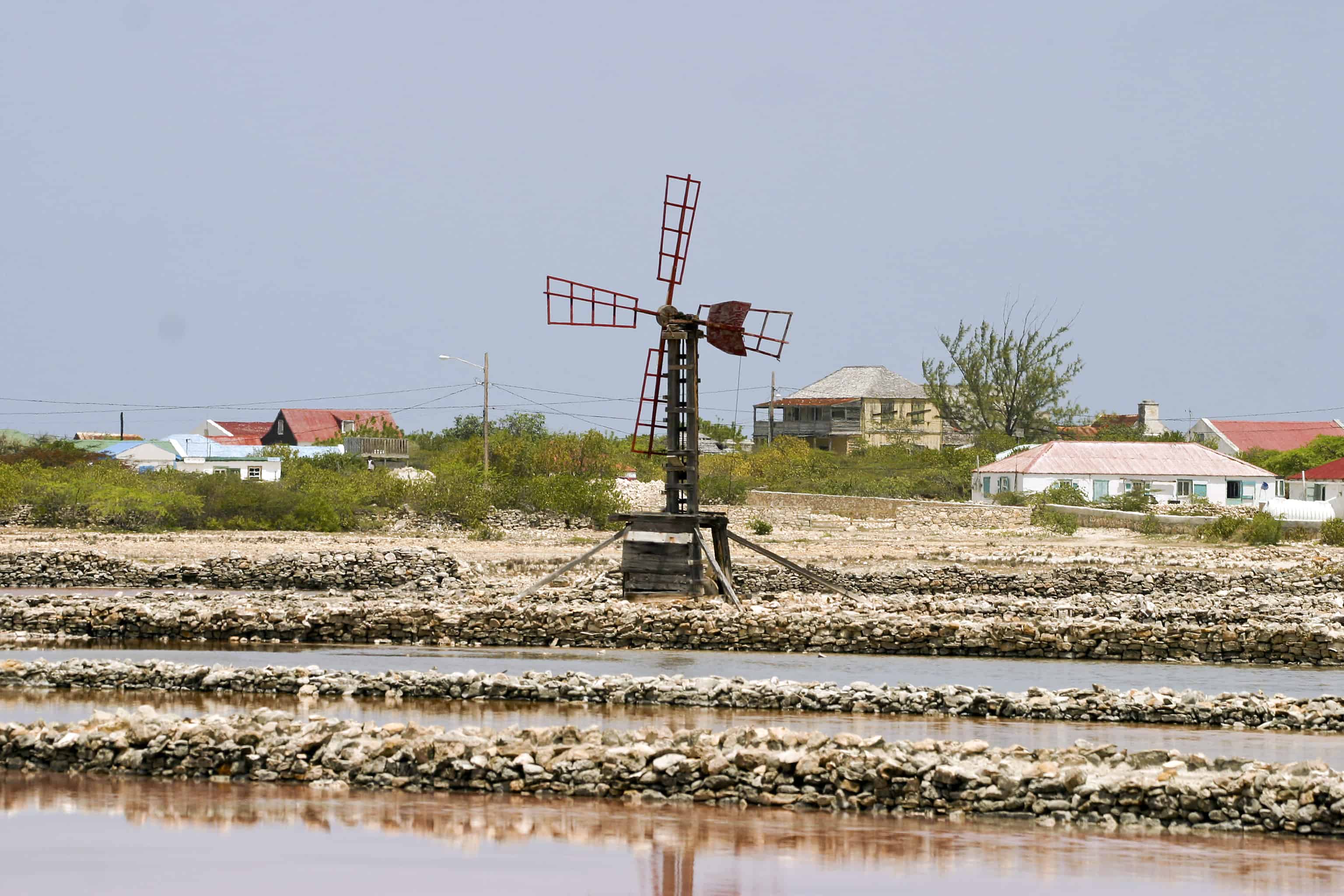 Old windmill for pumping sea-water on the salt-pans at Salt Cay, before destruction by hurricanes in recent years; Copyright: Dr Mike Pienkowski